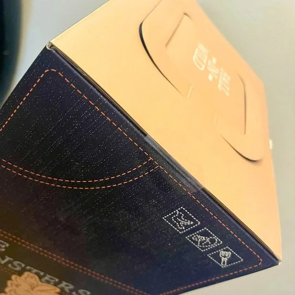 Pop Mart Labubu Fall in Wild Big Doll - Picture 5 of 16